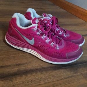 Nike lunar glide for pink